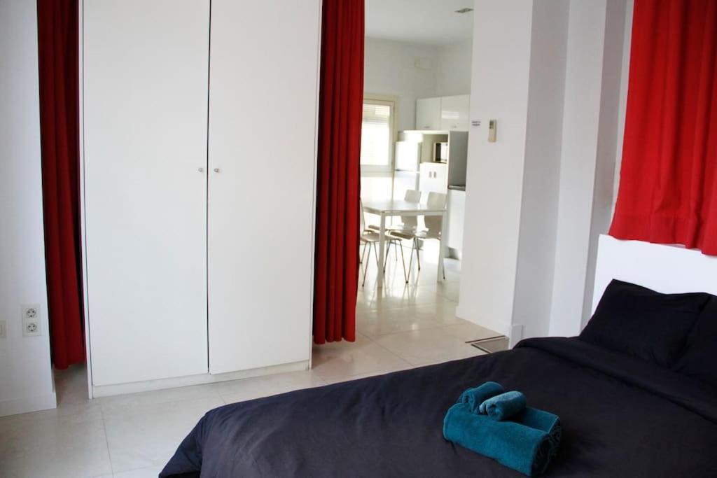 Cosy Apartment / Literally At The Foot Of Alhambra Γρανάδα Εξωτερικό φωτογραφία